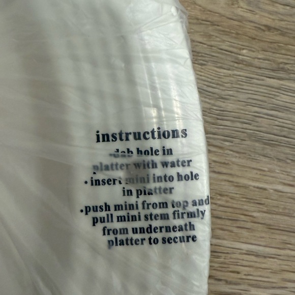 Nora Fleming Pinstripes round platter - Picture 5 of 5